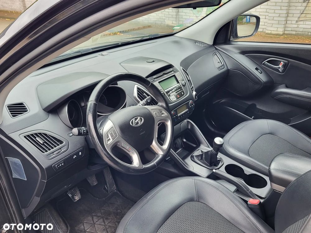 Hyundai ix35 2.0 2WD Style - 16