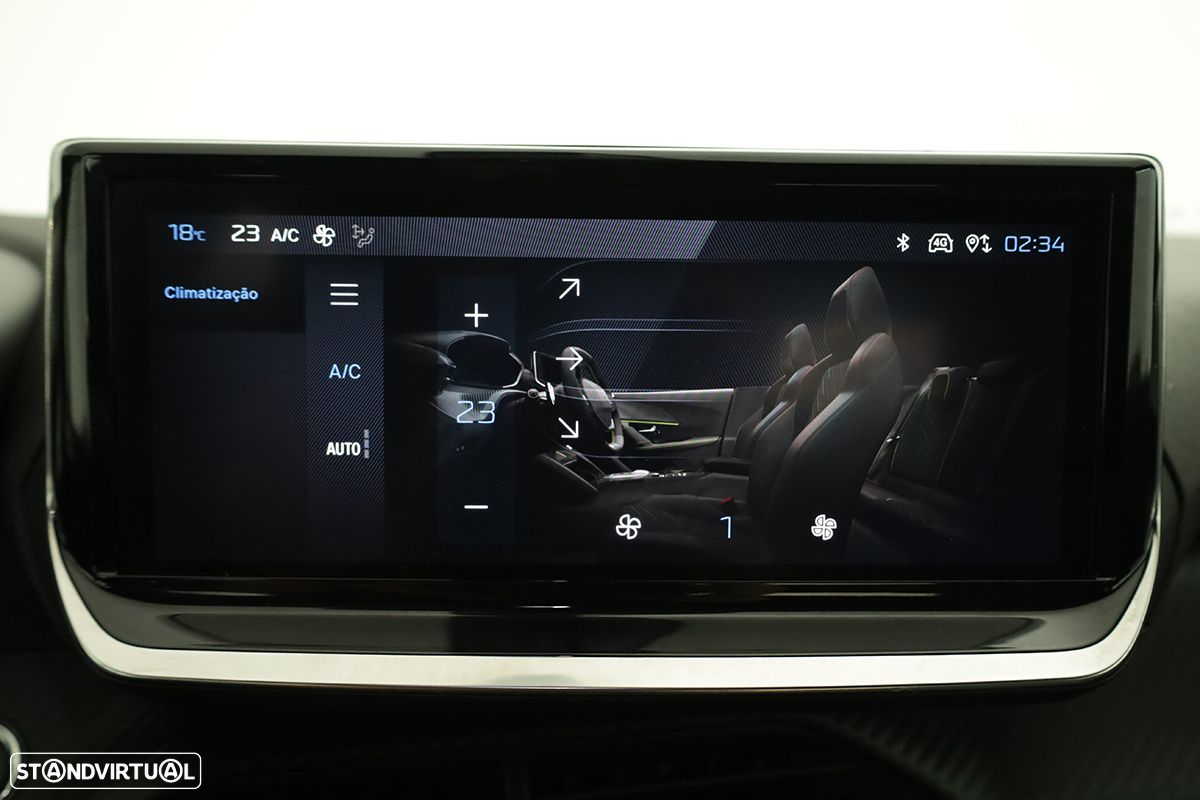 Peugeot 2008 1.2 PureTech Allure - 9