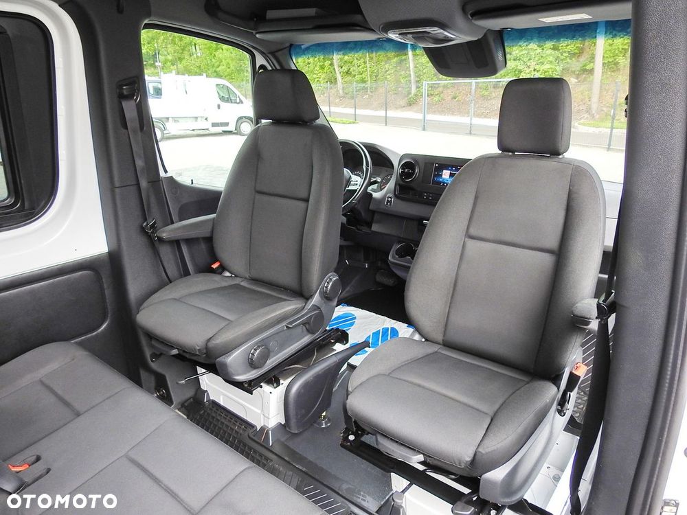 Mercedes-Benz SPRINTER FURGON BRYGADÓWKA  5 MIEJSC TEMPOMAT NAWIGACJA KLIMATYZACJA AUTOMAT   160KM - 40