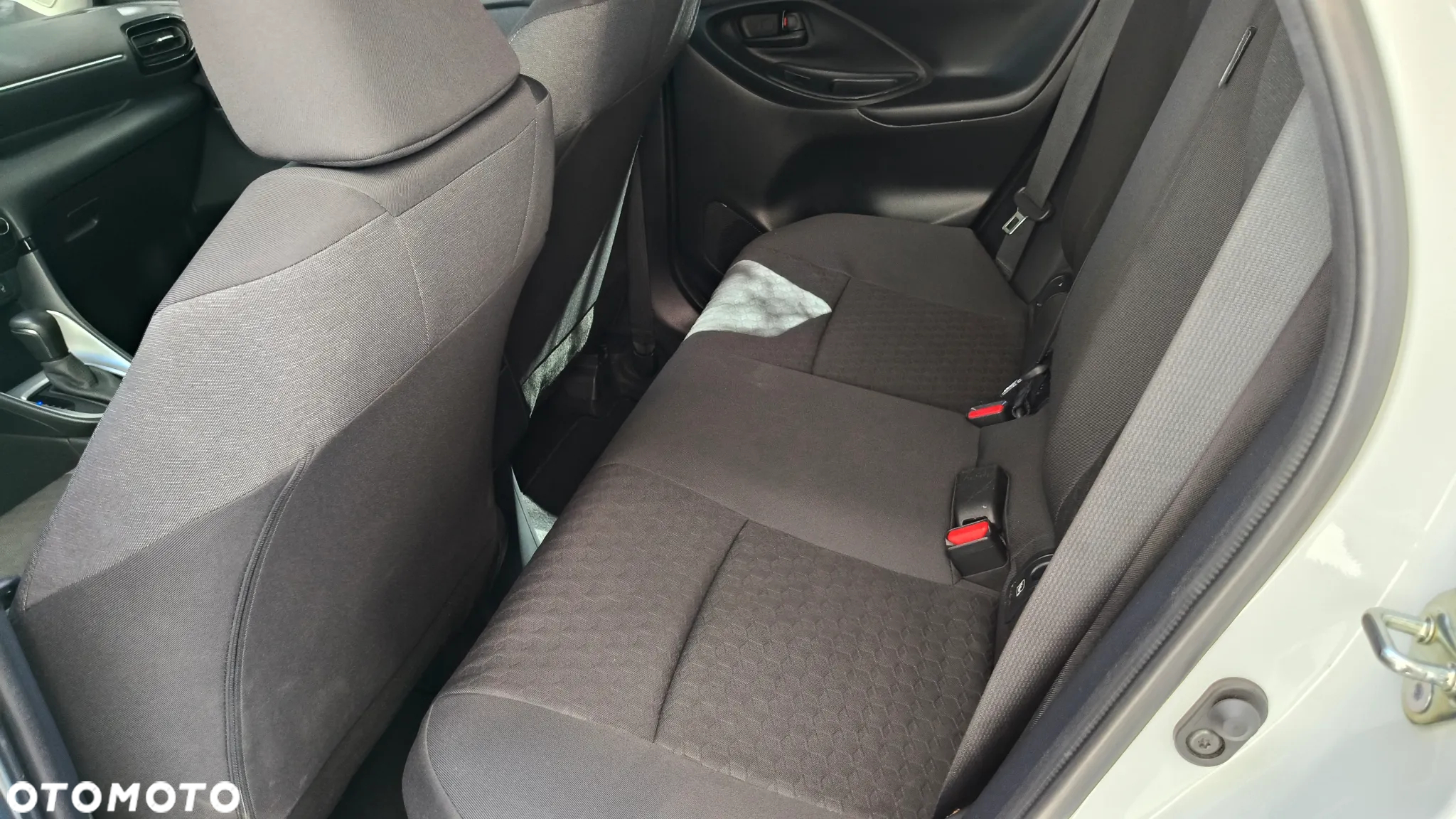 Toyota Yaris Hybrid 1.5 Comfort - 20