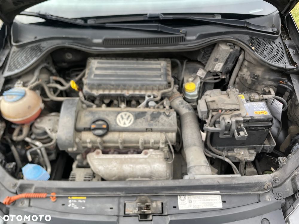Volkswagen Polo 1.4 16V Trendline - 13