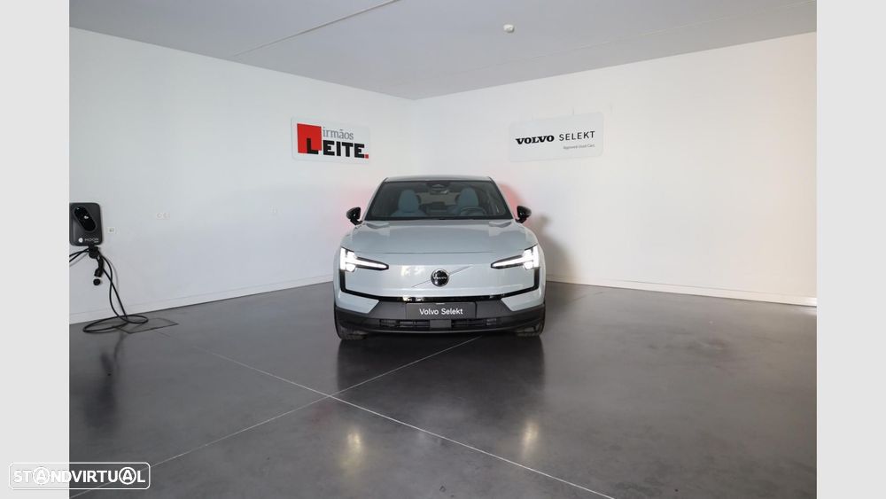 Volvo EX30 51 kWh Single Motor Plus - 3