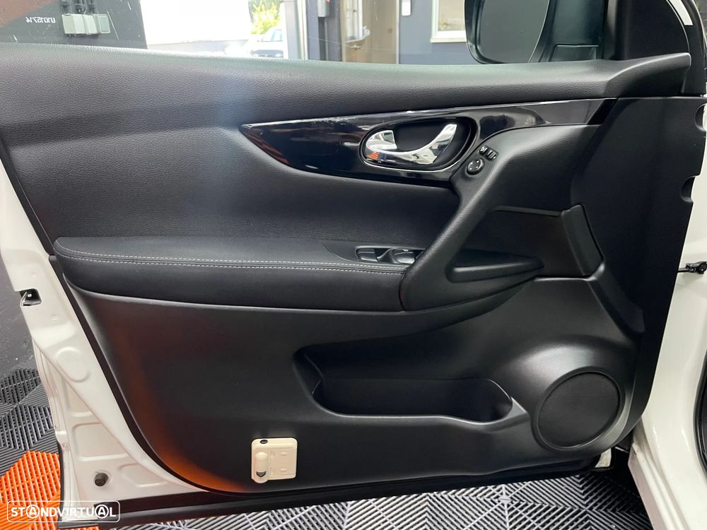 Nissan Qashqai 1.5 dCi Tekna Sport 17 129g - 15