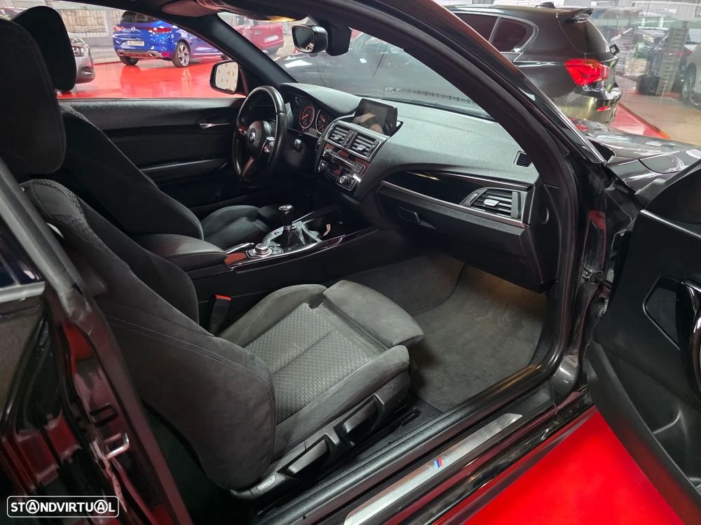 BMW 220 d Coupe Pack M - 37