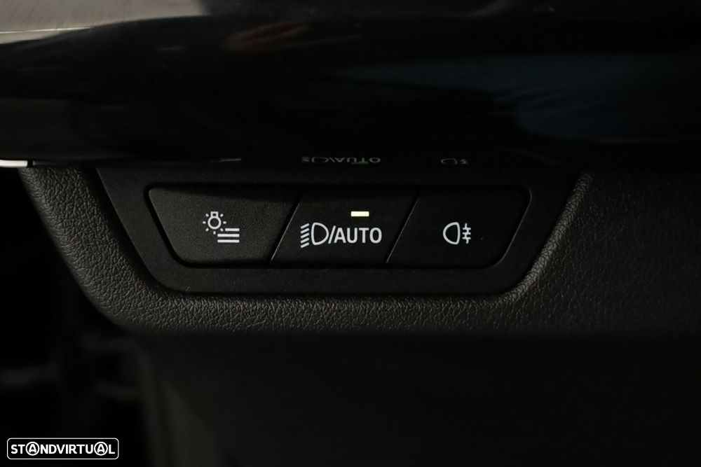 BMW X1 xDrive25e - 20