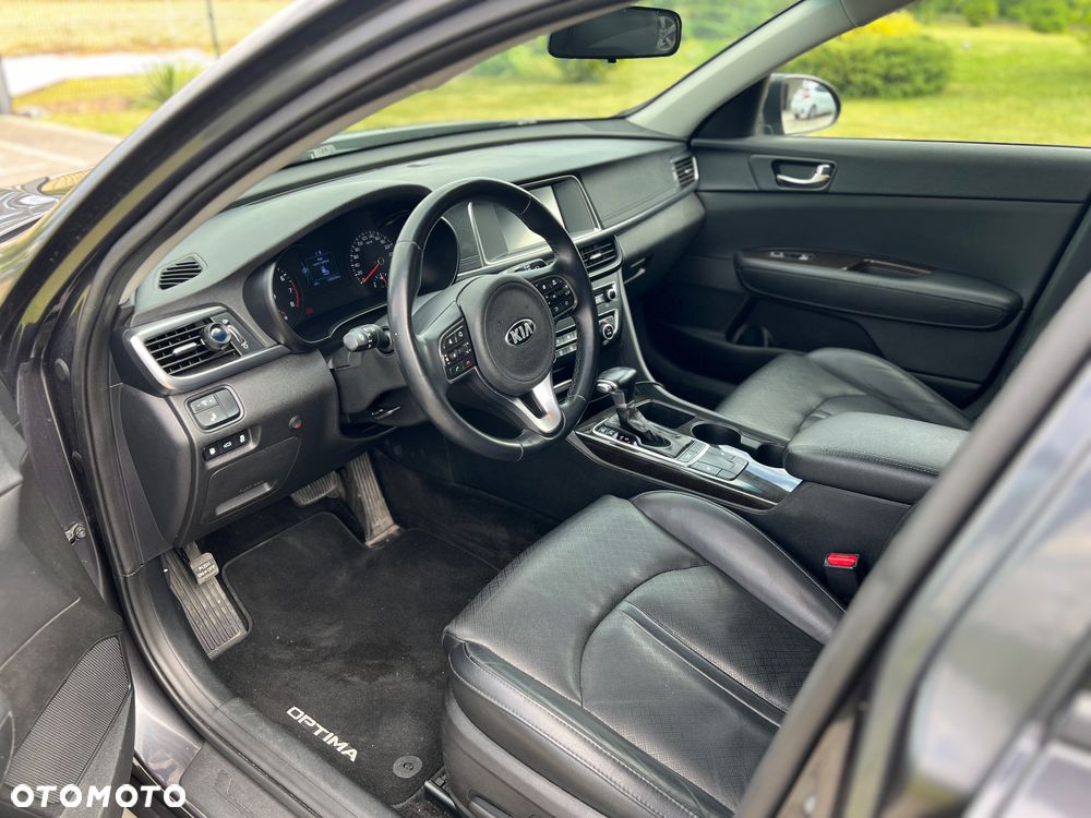 Kia Optima - 5