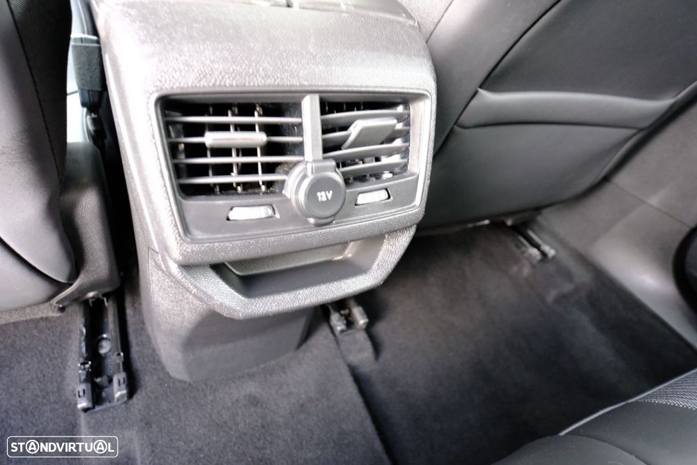 Peugeot 3008 1.2 PureTech Allure Pack - 35