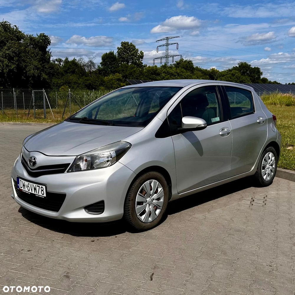 Toyota Yaris 1.33 Premium - 5