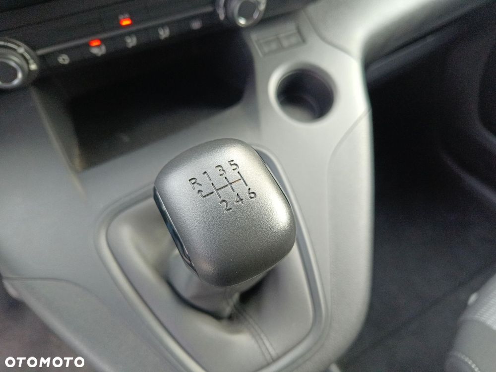 Toyota Proace City Verso 1.5 D-4D Business - 22