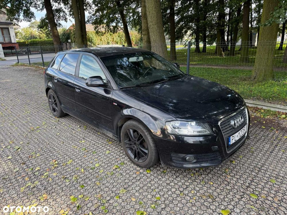 Audi A3 Sportback - 1
