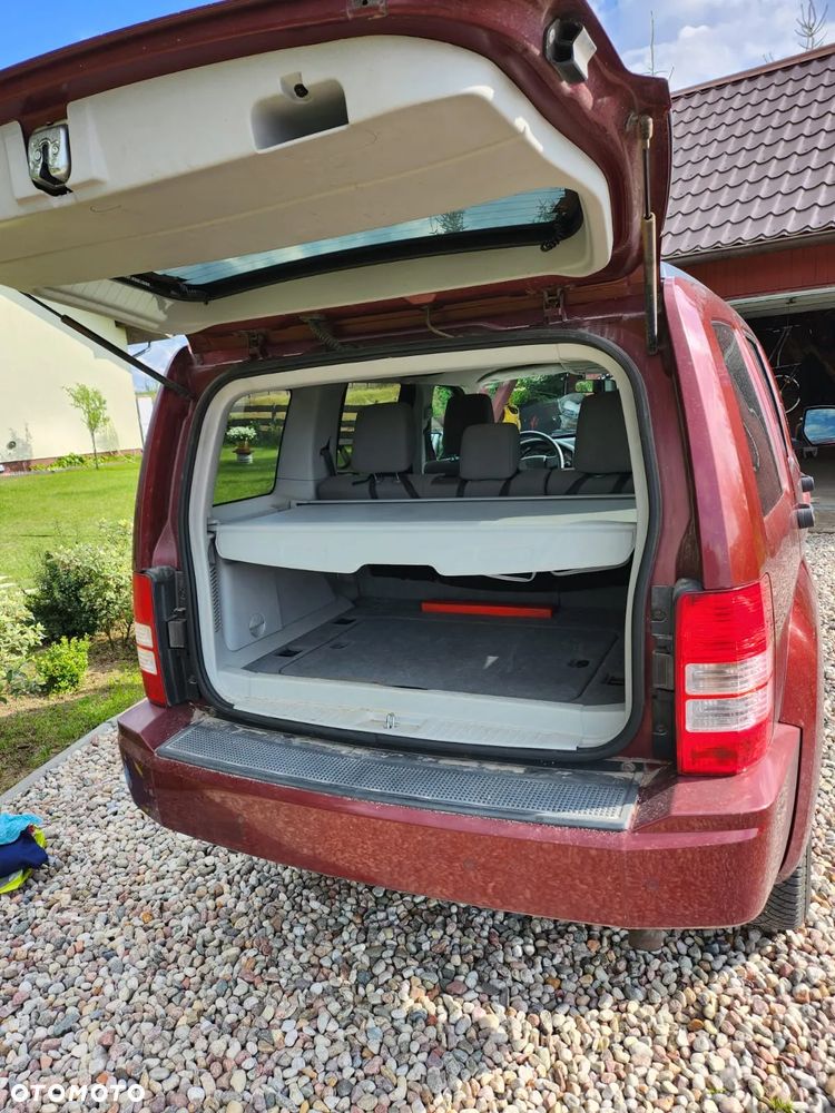 Jeep Cherokee 2.8 CRD Sport - 4