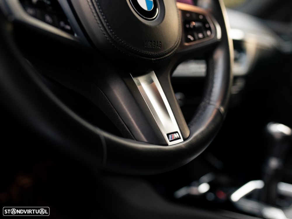 BMW 116 d Pack Desportivo M - 30