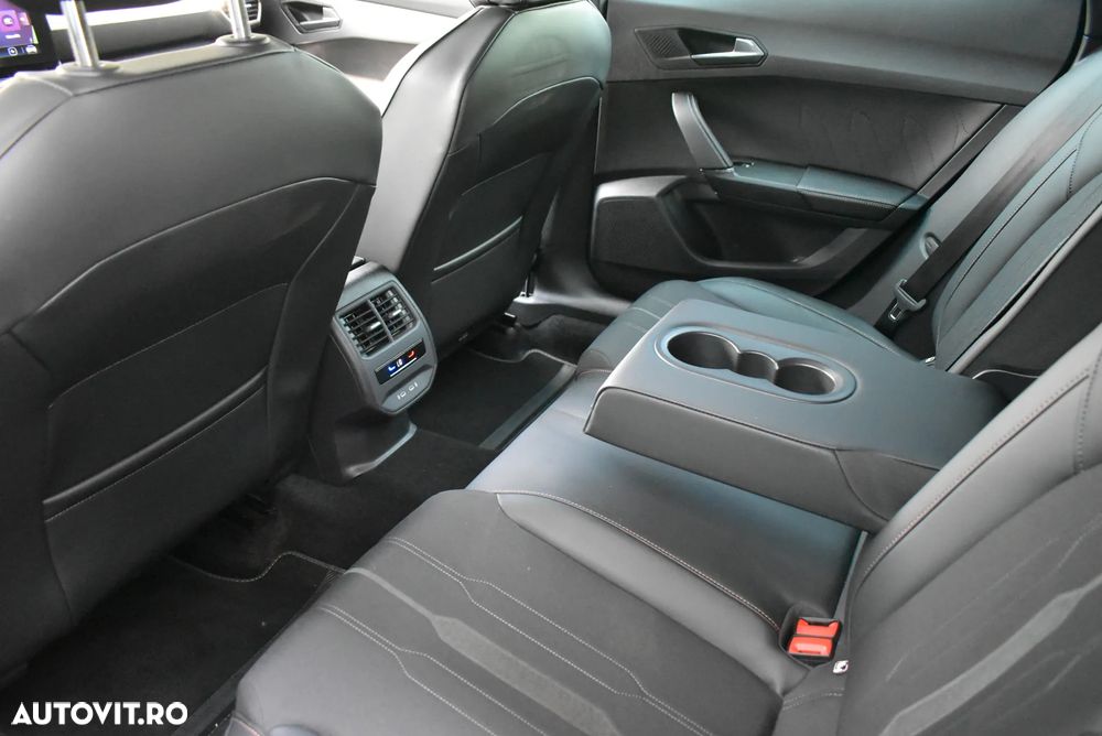 Cupra Formentor 1.4 e-HYBRID DSG - 26