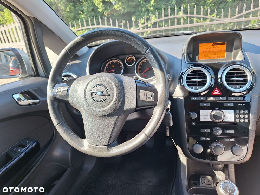 Opel Corsa 1.4 16V Energy - 15