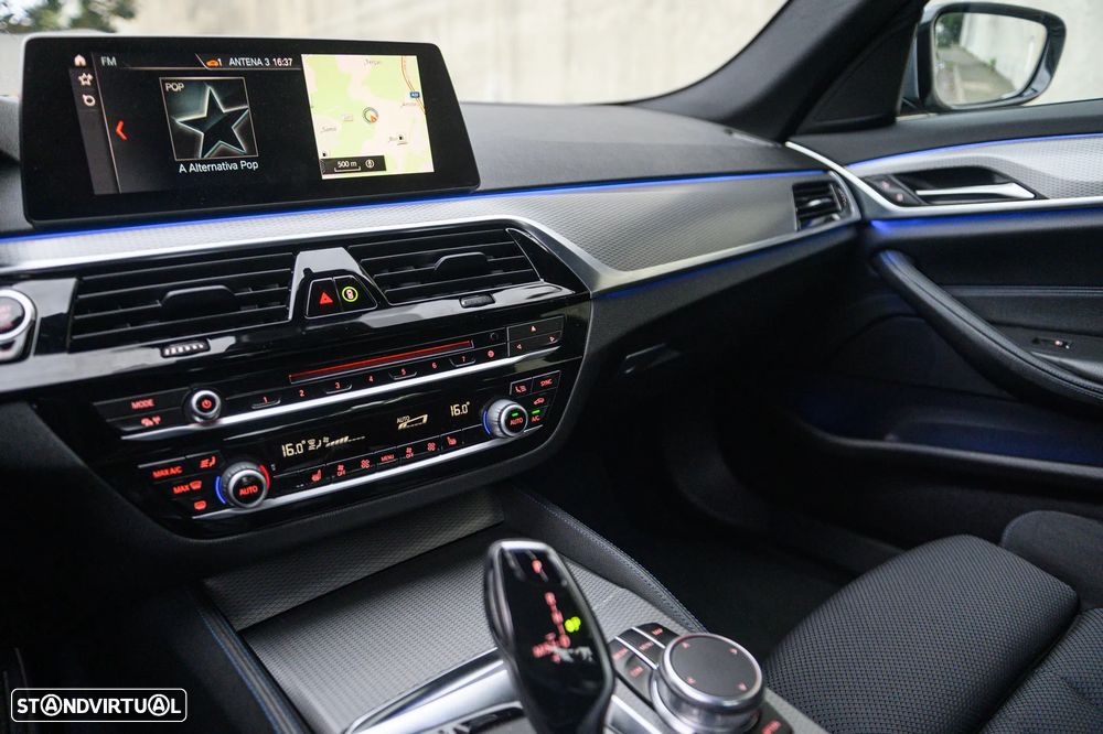 BMW 520 d Pack M Auto - 24