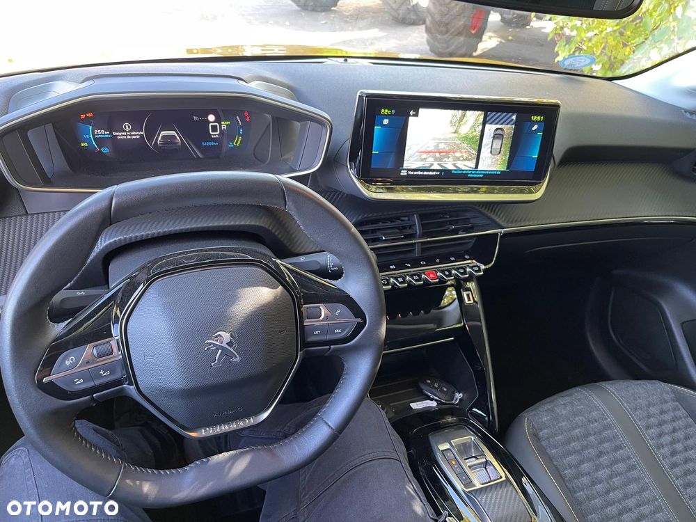 Peugeot 208 Elektromotor 136 Allure - 10
