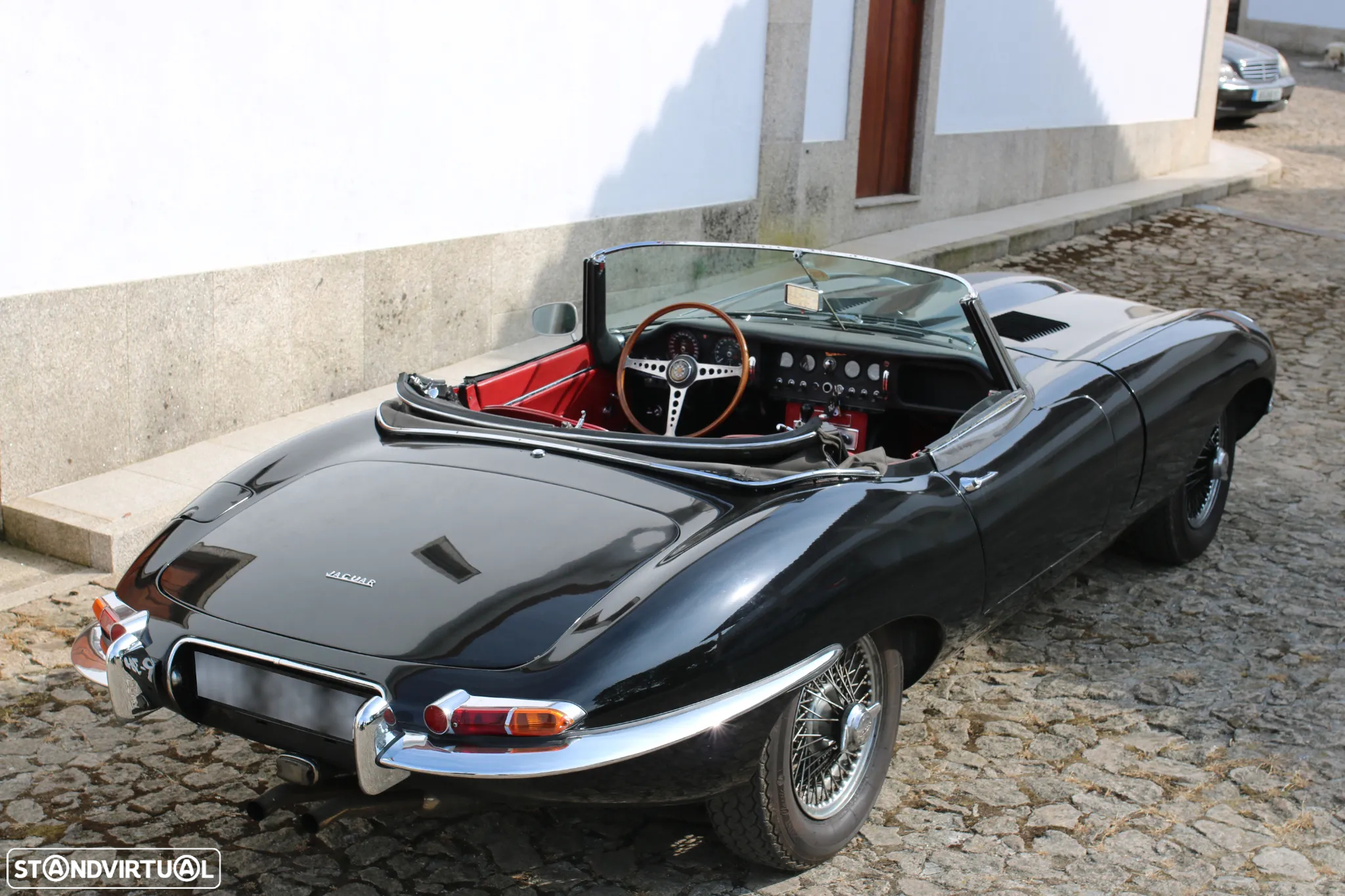 Jaguar E-Type - 2