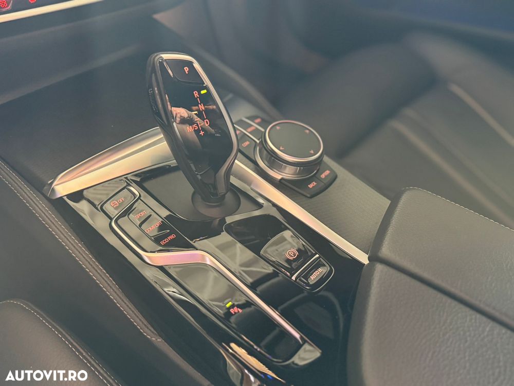 BMW Seria 5 530d xDrive Aut. M Sport Edition - 16