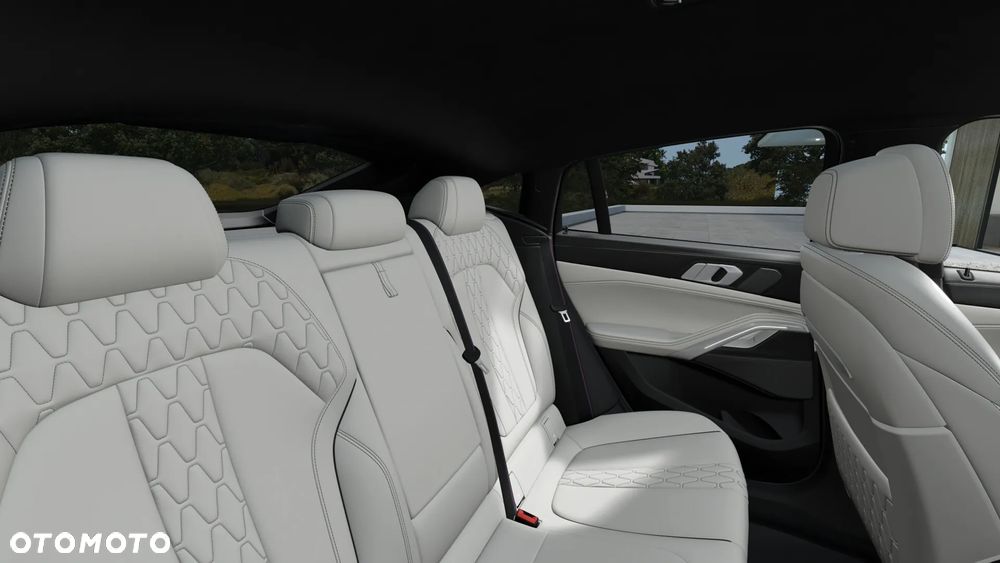 BMW X6 xDrive30d - 10