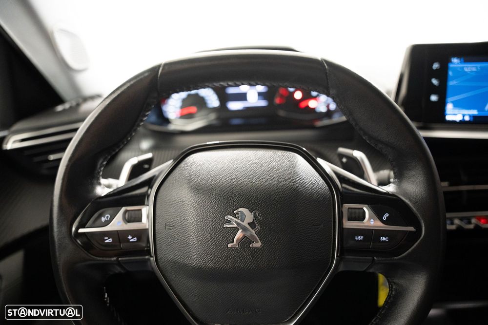 Peugeot 2008 1.2 PureTech Active EAT8 - 9