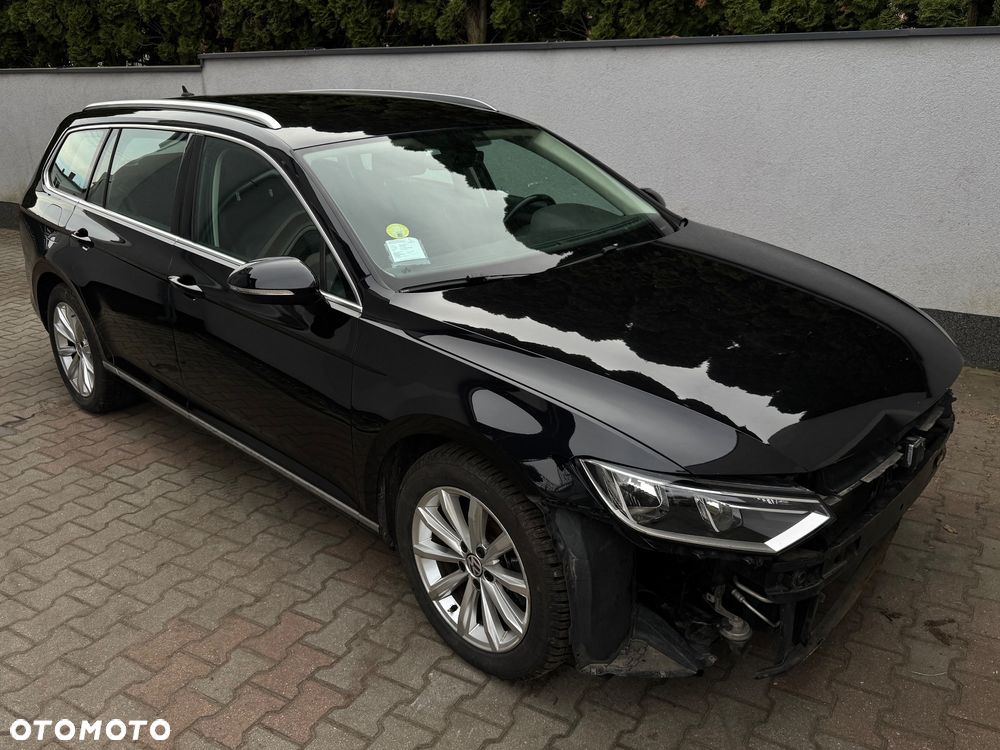 Volkswagen Passat 2.0 TDI (BlueMotion Technology) DSG Highline - 1