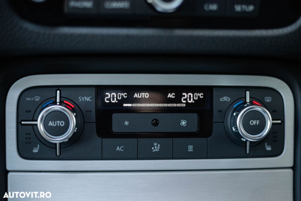 Volkswagen Touareg 3.0 V6 TDI BMT - 16