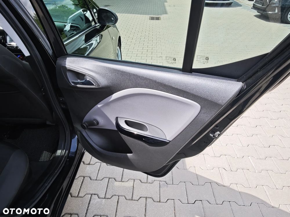 Opel Corsa 1.4 T Cosmo S&S - 25