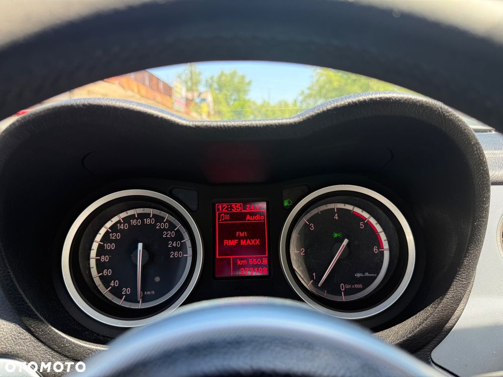 Alfa Romeo 159 2.4JTDM Distinctive - 12