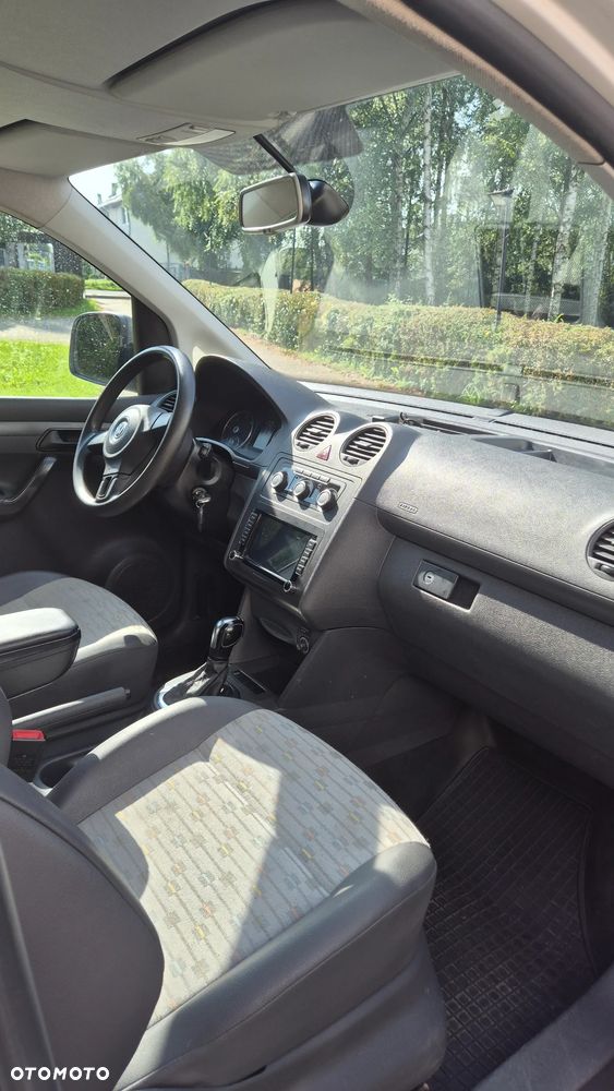 Volkswagen Caddy Maxi 4Motion DSG - 11