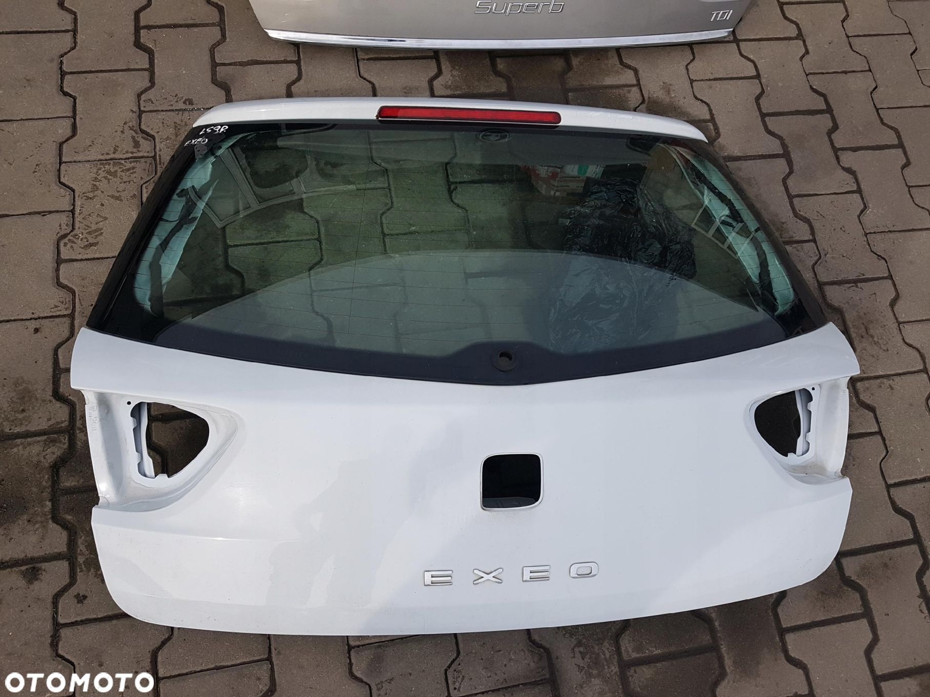 SEAT EXEO 09-13r KOMBI KLAPA BAGAŻNIKA TYŁ LS9R - 1