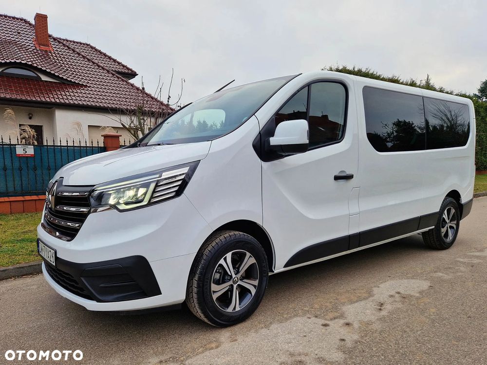Renault Trafic 2.0 dCi - 12
