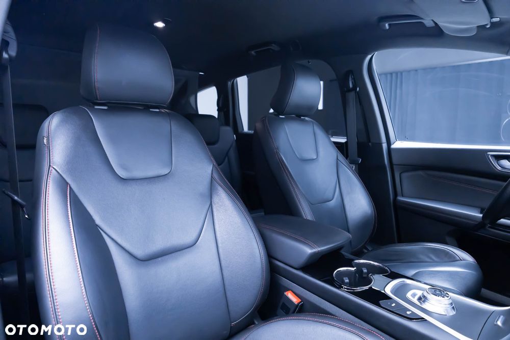 Ford S-Max 2.5 Duratec FHEV ST-LINE - 34