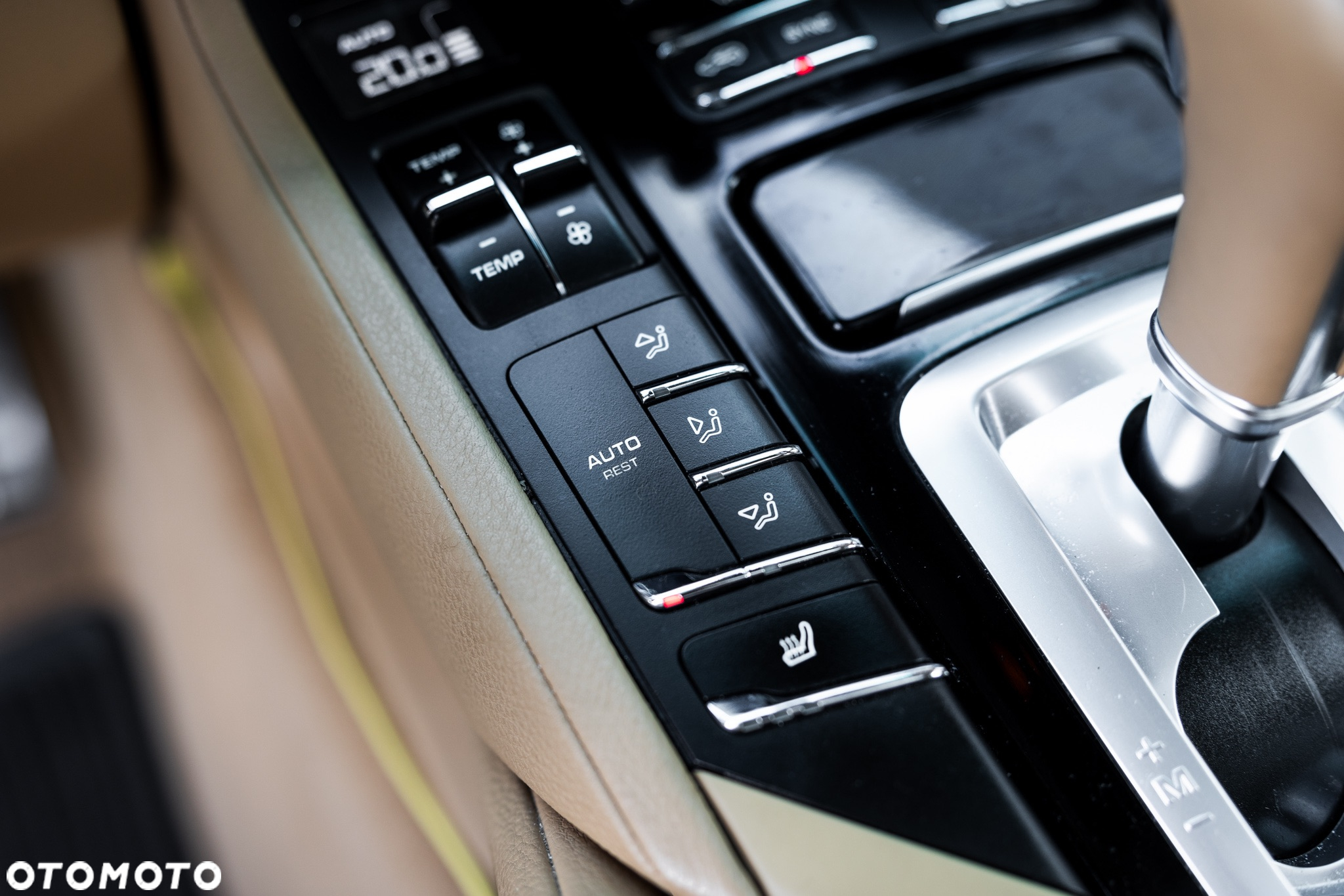 Porsche Cayenne S Hybrid Tiptronic S - 35