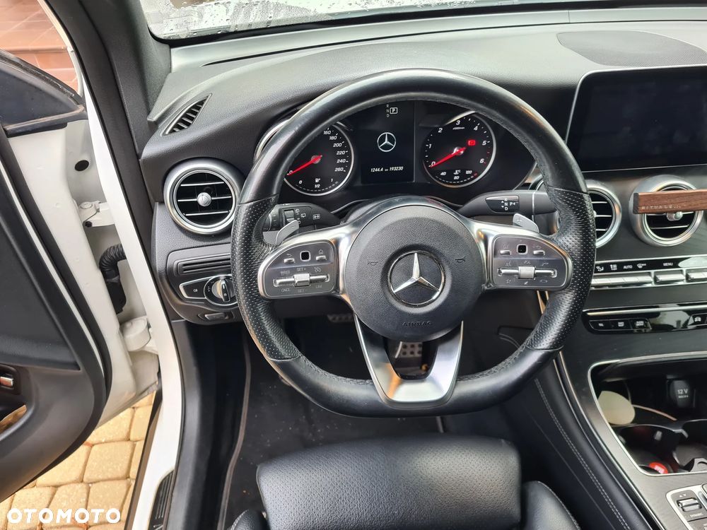 Mercedes-Benz GLC 220 d 4-Matic - 9