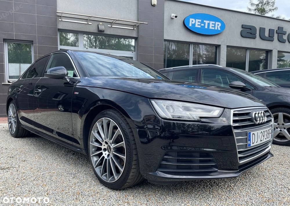 Audi A4 Limousine - 1