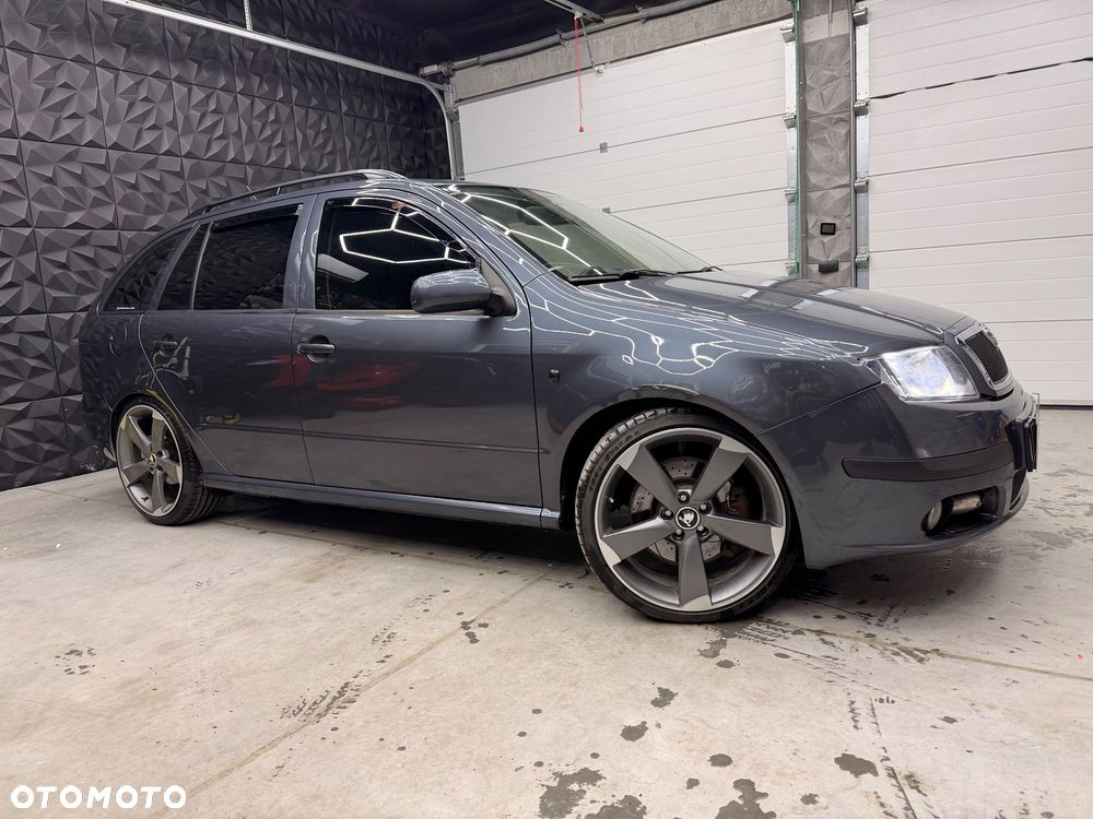 Skoda Fabia - 11