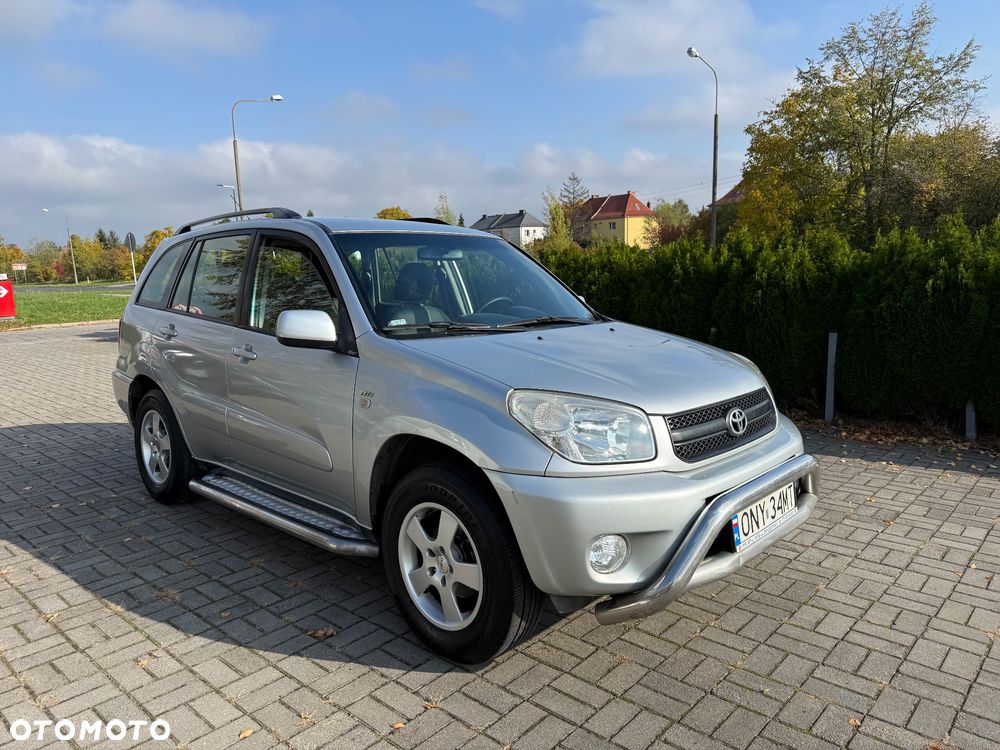 Toyota RAV4 - 16