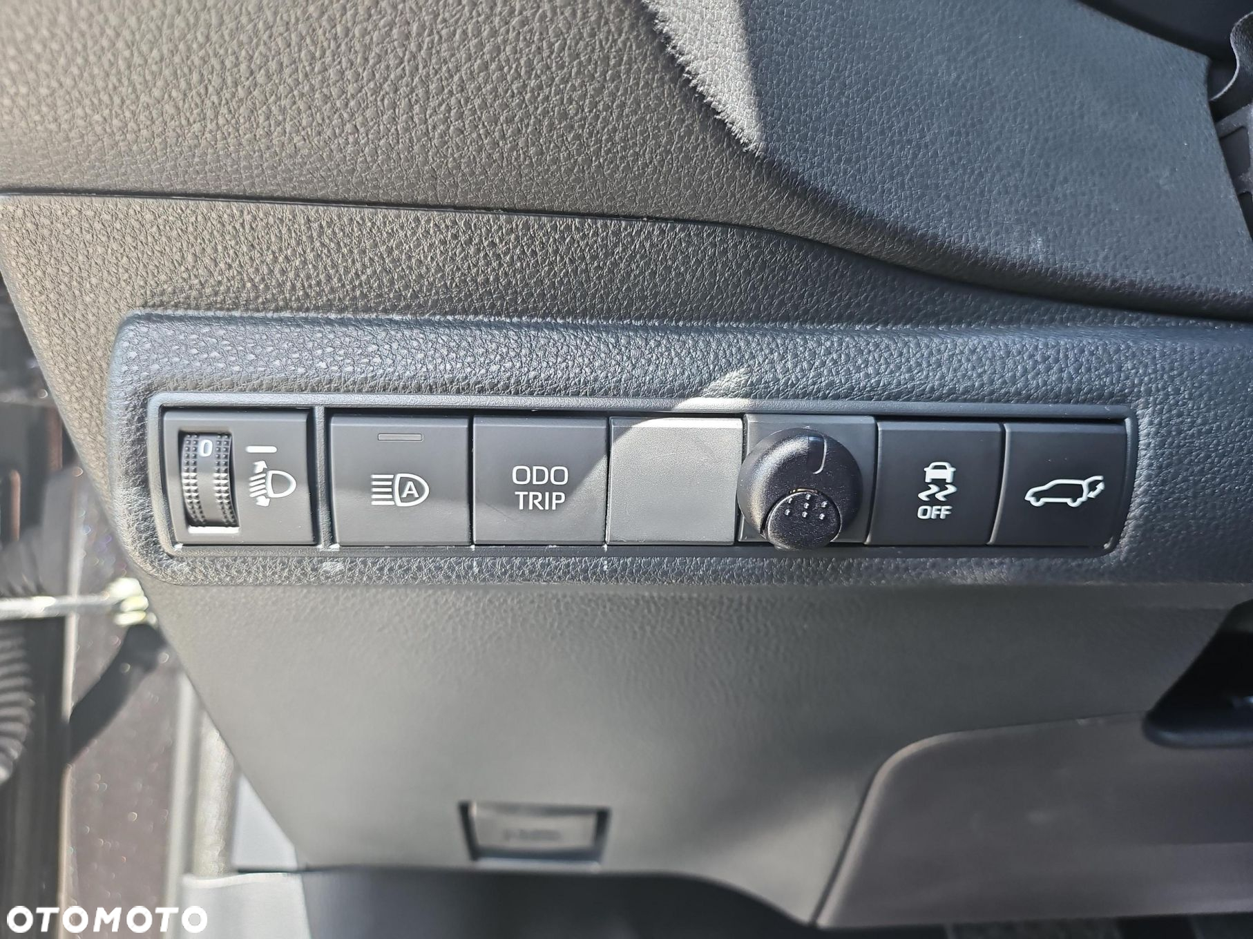 Toyota Corolla - 21