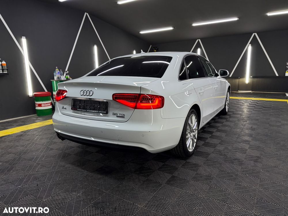Audi A4 Limuzina 2.0 TDI DPF clean multitronic S line Sportpaket - 7