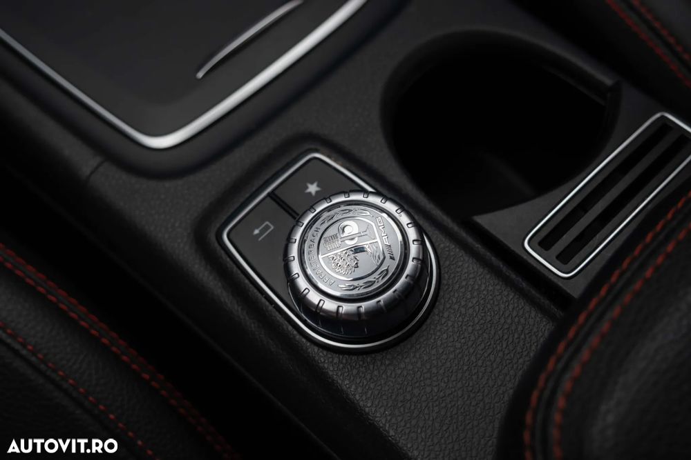 Mercedes-Benz GLA 200 7G-DCT AMG Line - 28