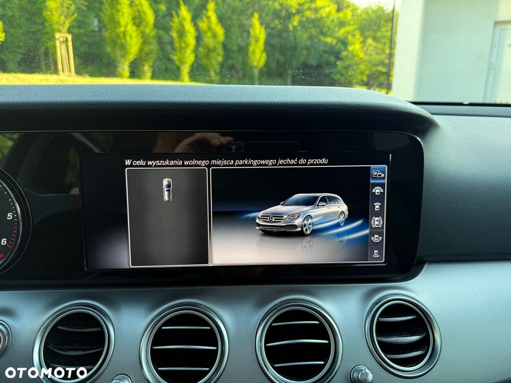 Mercedes-Benz Klasa E 300 d 9G-TRONIC Exclusive - 29