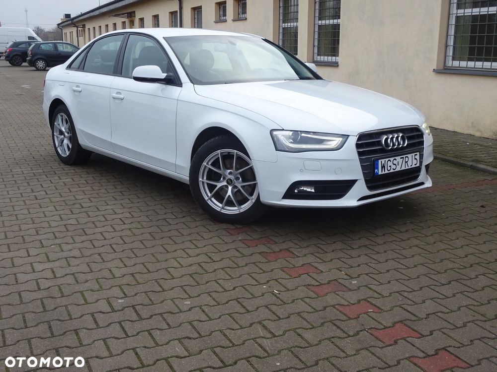 Audi A4 Limousine - 2