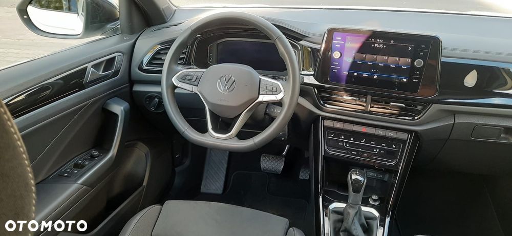 Volkswagen T-Roc - 10
