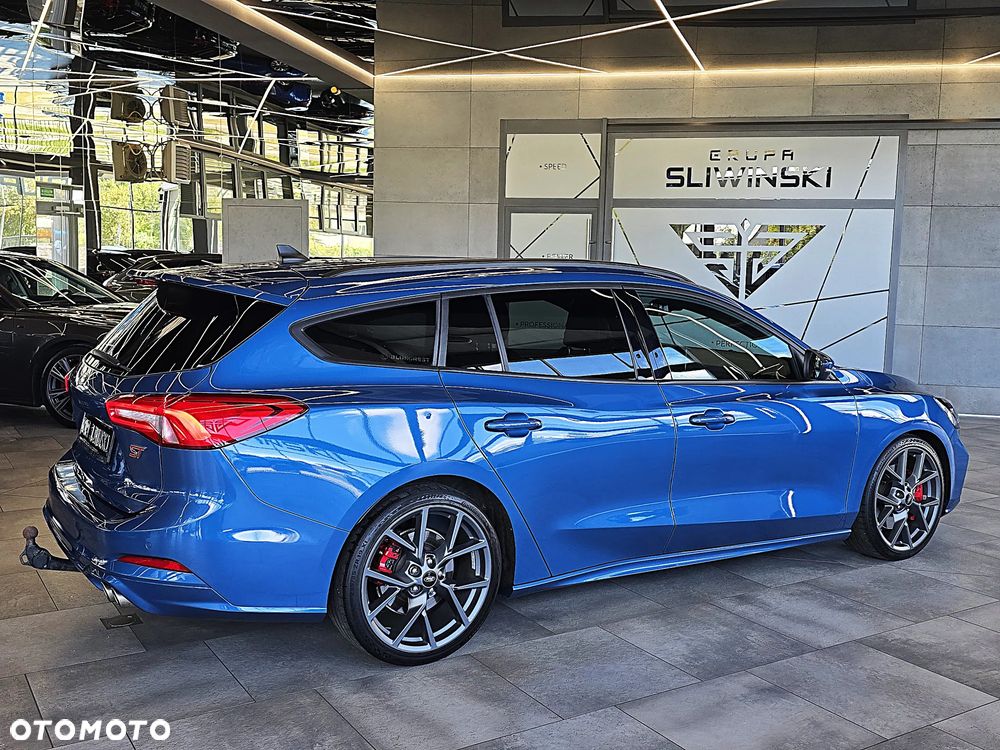 Ford Focus - 10