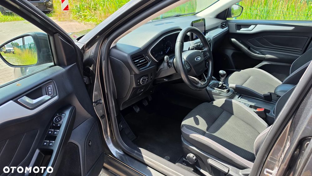 Ford Focus SW 2.0 TDCi Titanium ASS - 12