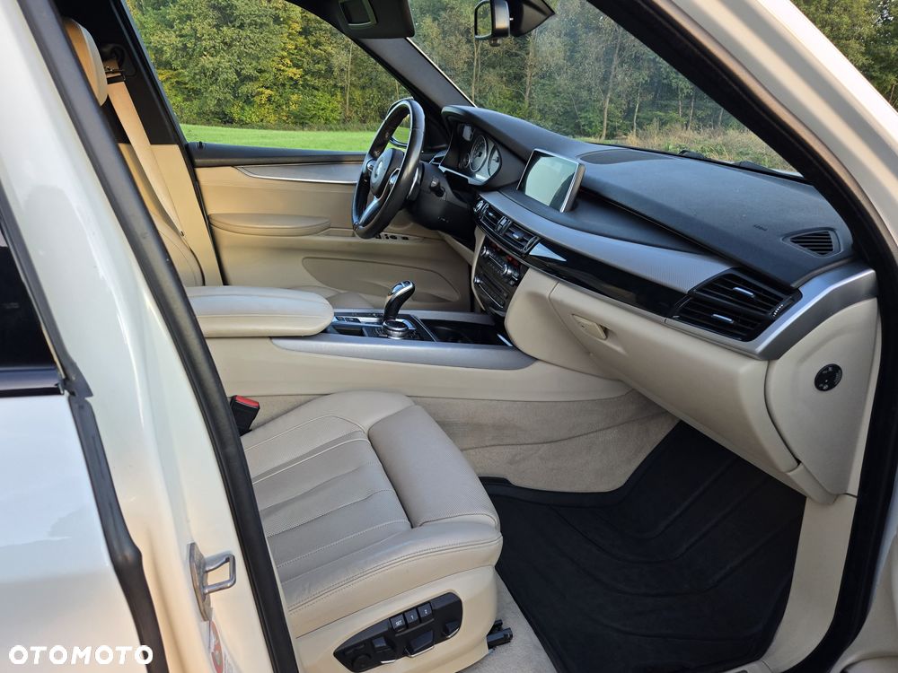 BMW X5 xDrive30d - 17