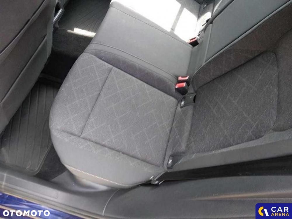 Volkswagen Golf - 21