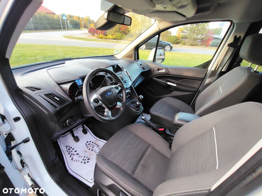 Ford Tourneo Connect - 21