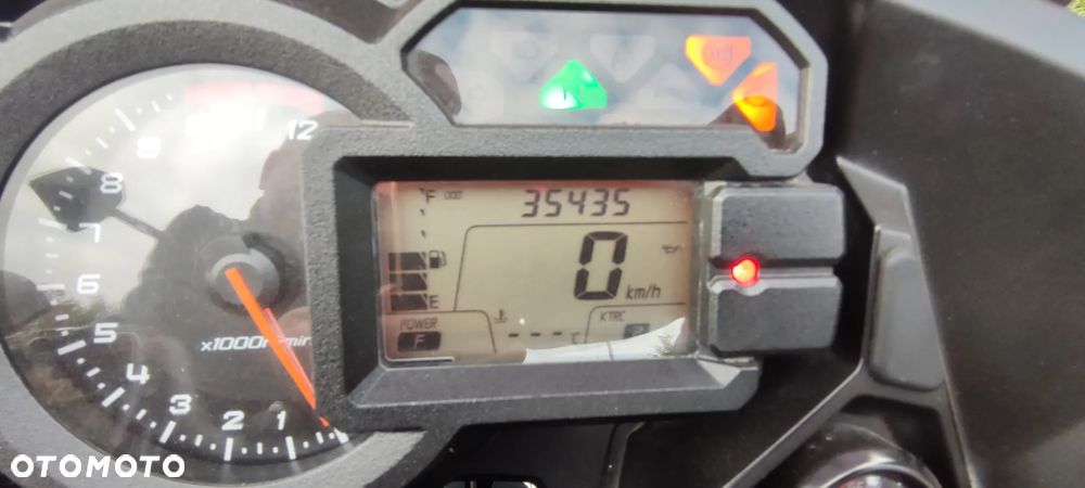 Kawasaki Versys 1000 - 9