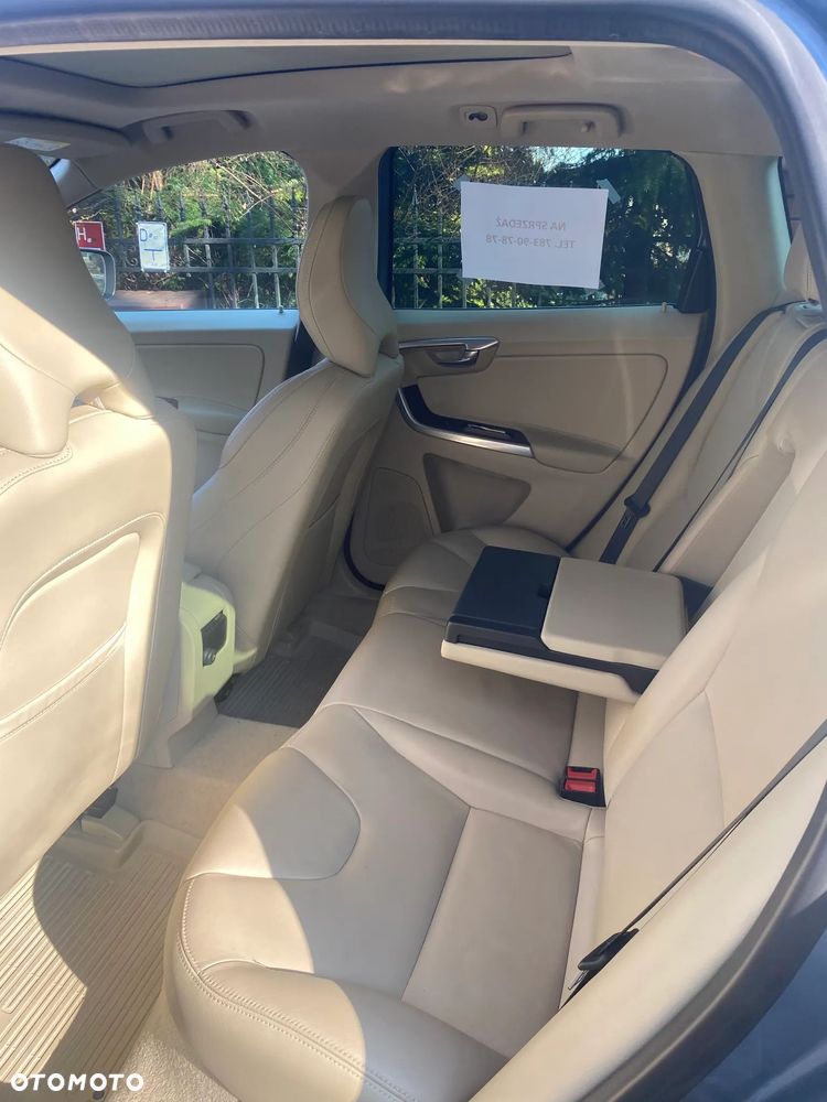 Volvo XC 60 T5 AWD Drive-E Summum - 10